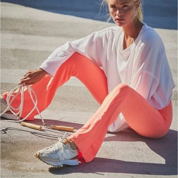 Free People Movement Neon Coral Good Karma Flare Soft Stretch Active Pants XS/S - Picture 1 of 7